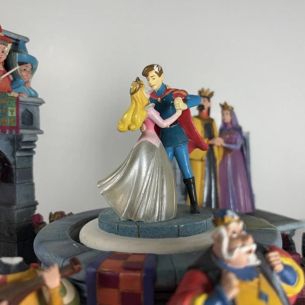 Disney Sleeping Beauty Once Upon a Dream Musical Snow Globe FOR PARTS